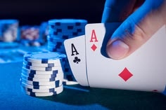Buraco Card Game casino presented on mobile device in Pakistan with slots and live games
